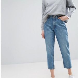 Vintage high waisted jeans